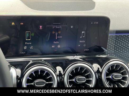 New 2026 Mercedes-Benz GLB 250 4MATIC image 21