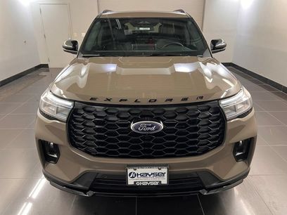 New 2026 Ford Explorer ST-Line w/ ST-Line Street Pack