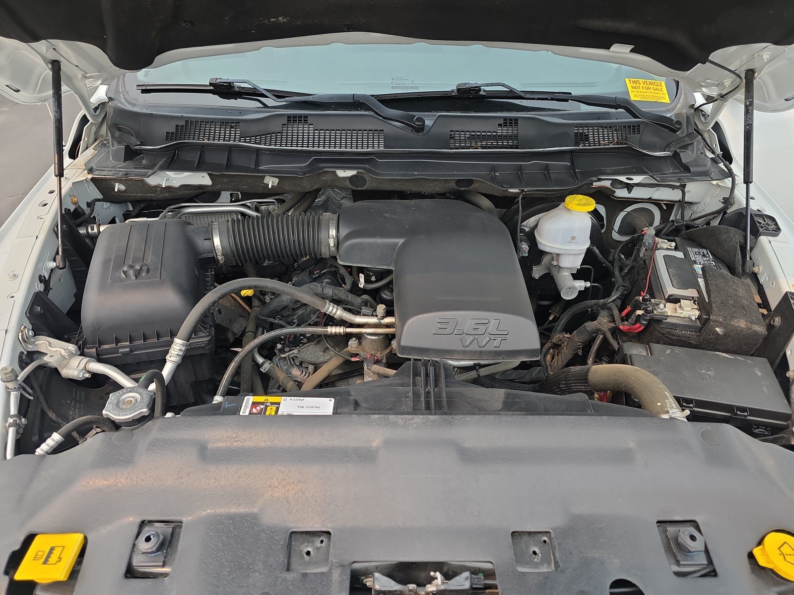 Used 2022 RAM 1500 Classic SLT w/ Electronics Group AWD/4WD image 10