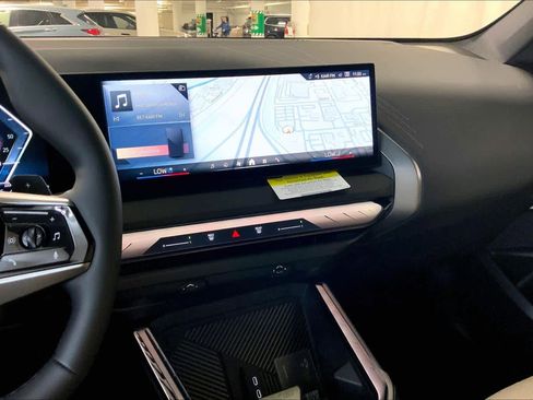 New 2026 BMW X3 xDrive30 w/ Premium Package image 6