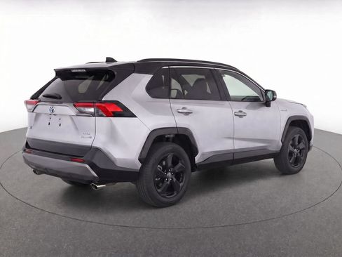 Used 2019 Toyota RAV4 XSE w/ XSE Weather Package AWD/4WD image 6