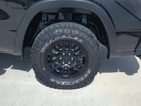 Used 2025 RAM 1500 Rebel w/ Rebel Level 2 Equipment Group AWD/4WD image 25
