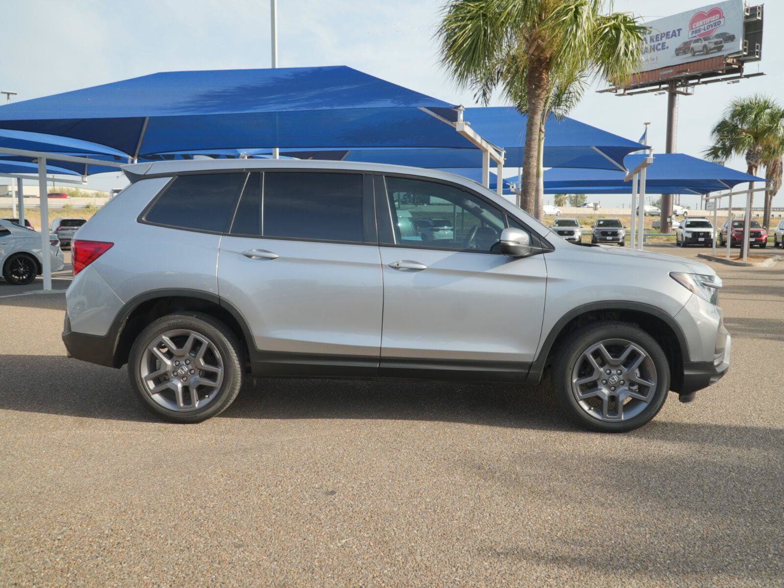 Used 2023 Honda Passport EX-L image 9