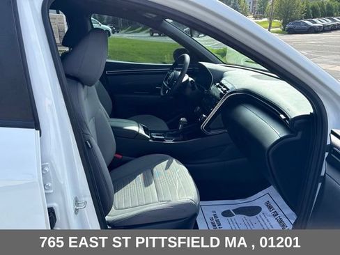Used 2022 Hyundai Santa Cruz SEL FWD image 18