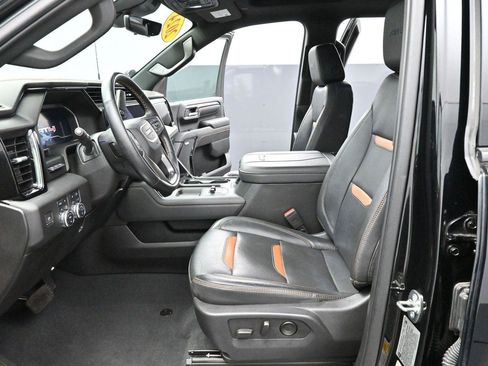 Used 2024 GMC Sierra 2500 AT4 w/ AT4 Premium Plus Package AWD/4WD image 13