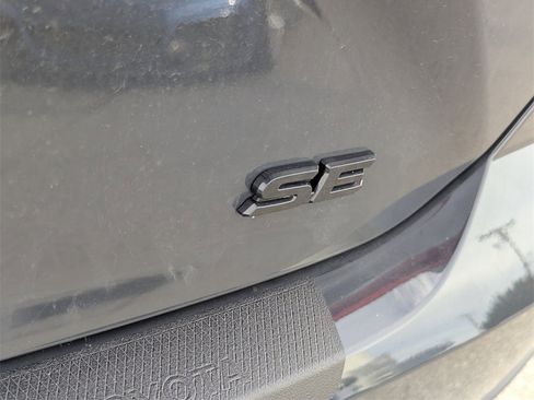 Certified 2025 Toyota Camry SE image 6