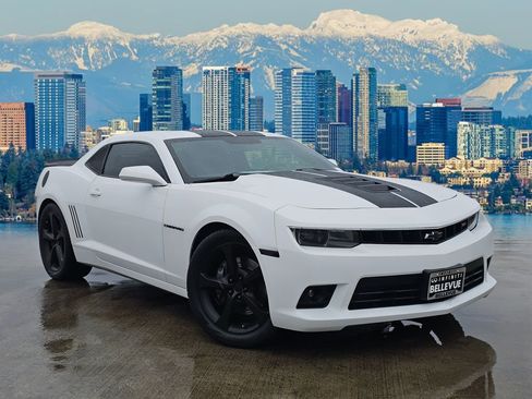 Used 2015 Chevrolet Camaro SS w/ RS Package image 1