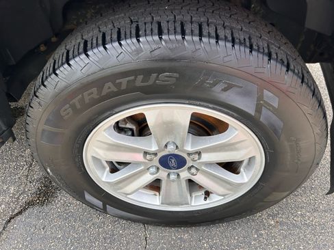 Used 2018 Ford F150 XLT RWD image 9