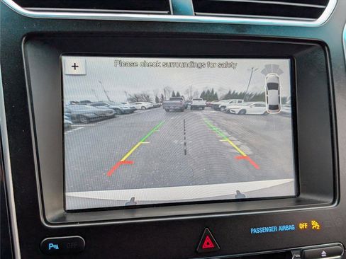 Used 2017 Ford Explorer Sport image 32