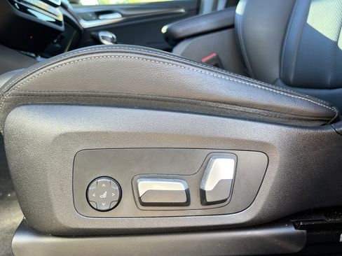 Used 2023 BMW X3 sDrive30i w/ M Sport Package image 38