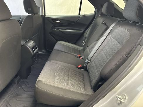 Certified 2022 Chevrolet Equinox LT FWD image 12