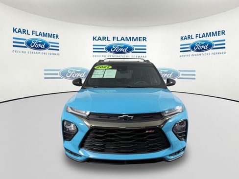 Used 2021 Chevrolet TrailBlazer RS w/ Sun and Liftgate Package image 6