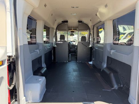 Used 2015 Ford Transit 150 XLT RWD image 12