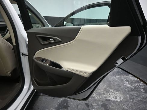 Used 2024 Chevrolet Malibu LT image 17