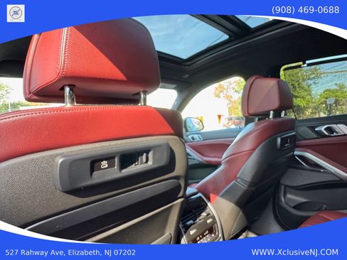 Used 2022 BMW X6 M50i w/ Executive Package image 27
