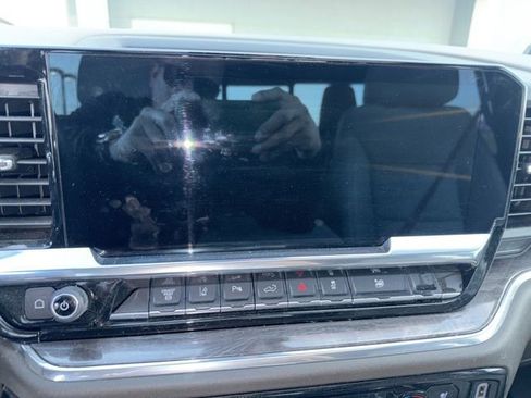 Used 2025 Chevrolet Silverado 3500 LTZ w/ LTZ Convenience Package image 51