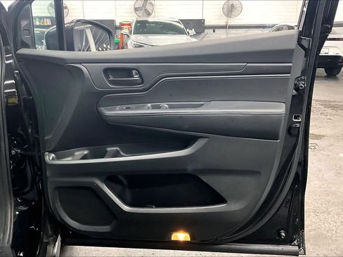 Used 2024 Honda Odyssey EX-L image 22