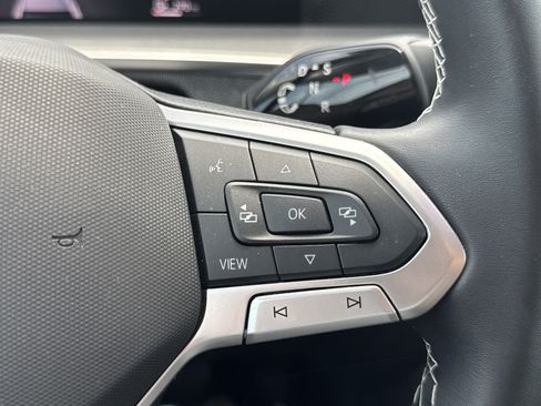 Used 2025 Volkswagen Tiguan S FWD image 30