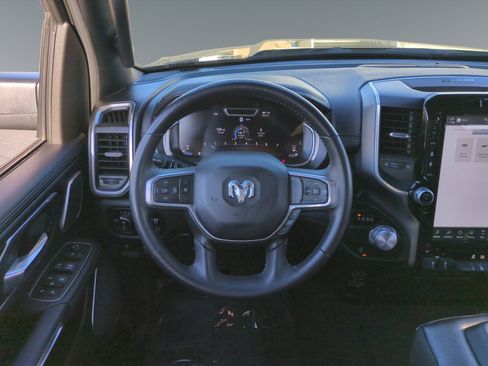 Used 2023 RAM 1500 Laramie image 12