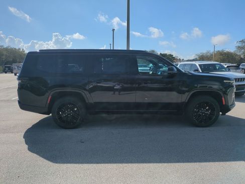 New 2026 Jeep Grand Wagoneer L Limited AWD/4WD image 4