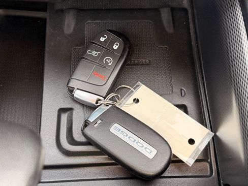 Used 2024 Dodge Durango R/T w/ Blacktop Package image 19