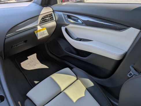 Certified 2025 Cadillac CT5 Sport RWD image 15