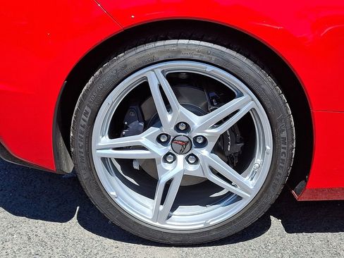 Used 2024 Chevrolet Corvette Stingray Preferred Cpe w/ 2LT RWD image 10