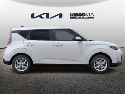 New 2025 Kia Soul S image 8