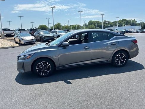 Used 2024 Nissan Sentra SV FWD image 15
