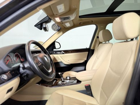 Used 2017 BMW X3 xDrive28i image 16