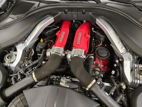 Used 2022 Ferrari Roma RWD image 28