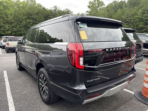Used 2025 Ford Expedition Max Platinum AWD/4WD image 12