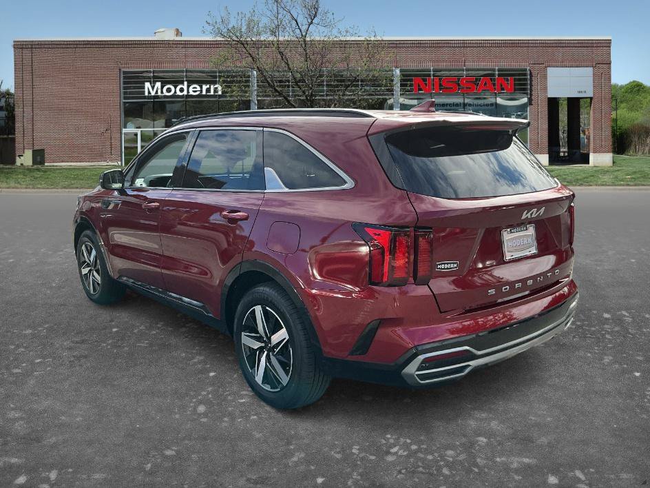 Used 2022 Kia Sorento S FWD image 2