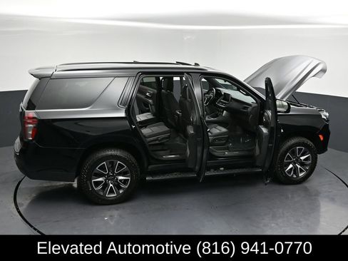 Used 2023 Chevrolet Tahoe Z71 w/ Luxury Package AWD/4WD image 36