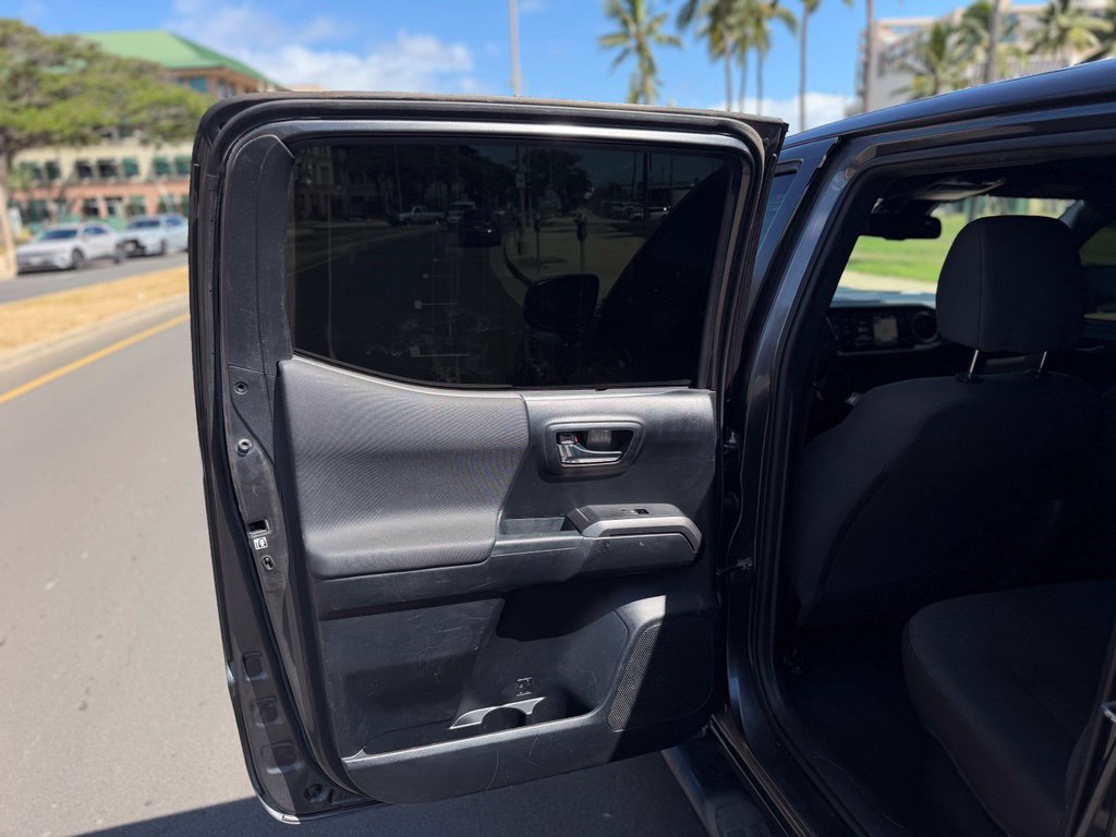 Used 2018 Toyota Tacoma TRD Sport RWD image 13