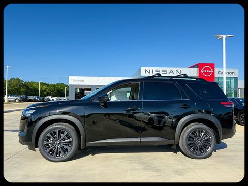 New 2026 Nissan Pathfinder SL AWD/4WD image 5