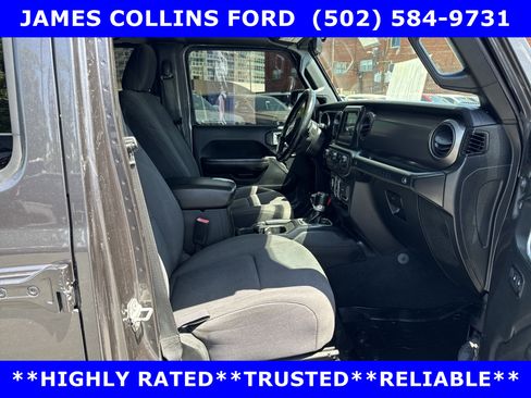 Used 2018 Jeep Wrangler Unlimited Sport S AWD/4WD image 24