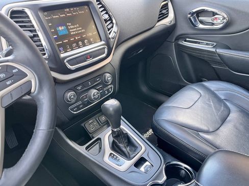 Used 2014 Jeep Cherokee Limited FWD image 12