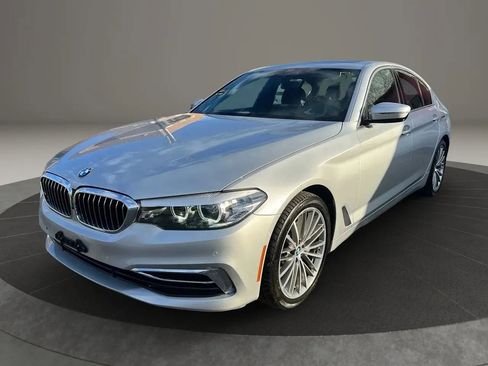 Used 2019 BMW 530i xDrive image 1