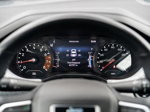 Used 2022 Jeep Compass Latitude AWD/4WD image 18