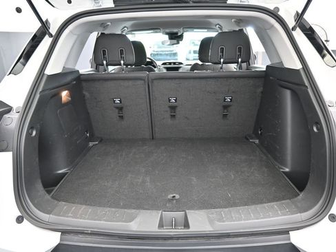 Used 2023 Chevrolet TrailBlazer LS AWD/4WD image 32
