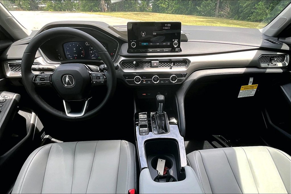 Used 2024 Acura Integra FWD image 2