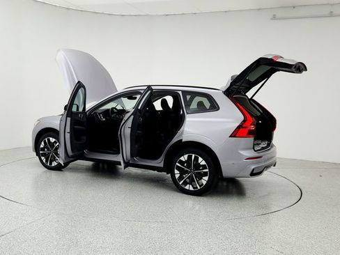 New 2026 Volvo XC60 B5 Plus w/ Protection Package Premier image 12