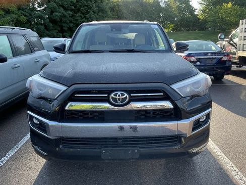 Used 2024 Toyota 4Runner Limited AWD/4WD image 3