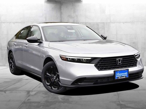 New 2025 Honda Accord SE image 2