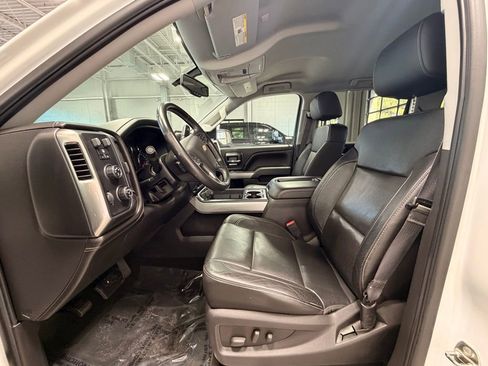 Used 2015 Chevrolet Silverado 1500 LTZ Z71 w/ LTZ Plus Package AWD/4WD image 27