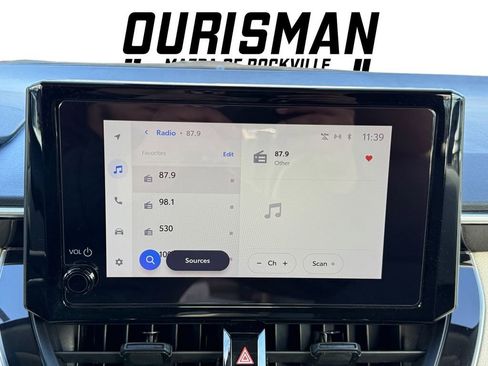 Used 2024 Toyota Corolla LE image 14