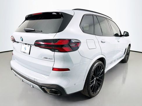 Certified 2024 BMW X5 sDrive40i w/ M Sport Package RWD image 5