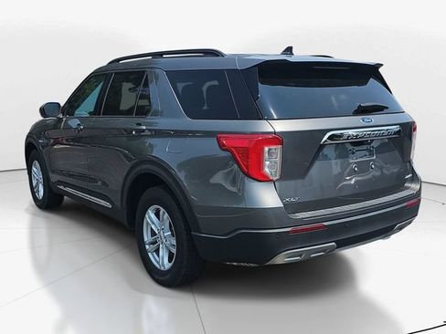 Used 2023 Ford Explorer XLT w/ Equipment Group 202A AWD/4WD image 5