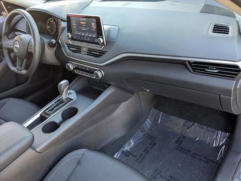 Certified 2025 Nissan Altima 2.5 S image 19